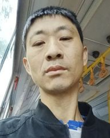 曾静